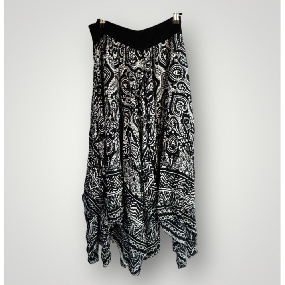 Vintage Handkerchief Skirt L Asymmetrical Full Black White Whimsical Witchy Boho